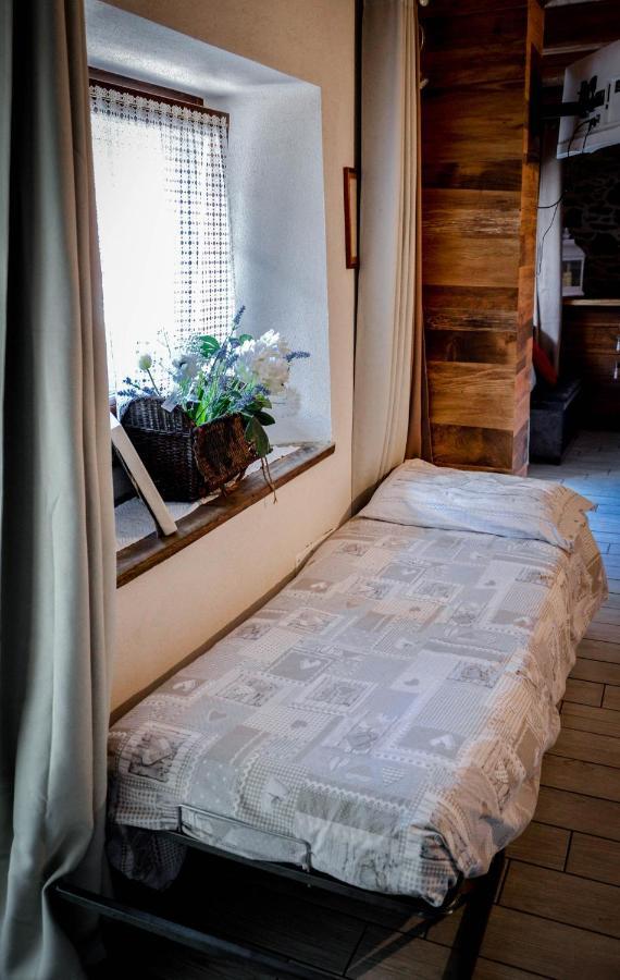 Inverso Pinasca Chalet In Pietra E Legno Con Caminetto מראה חיצוני תמונה