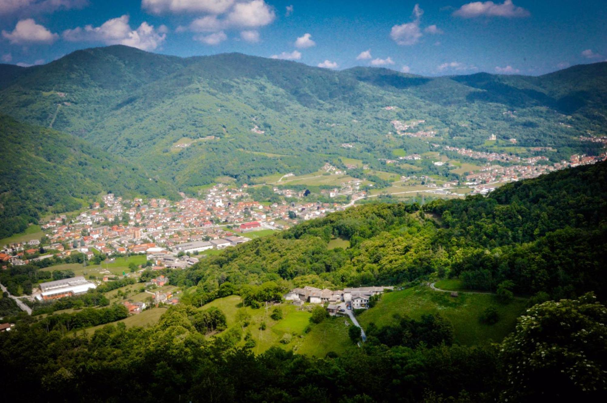 Inverso Pinasca Chalet In Pietra E Legno Con Caminetto מראה חיצוני תמונה